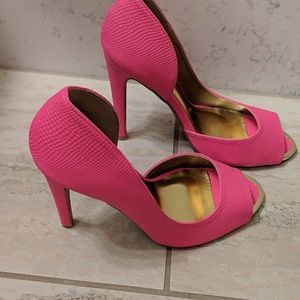 Qupid hot pink heels